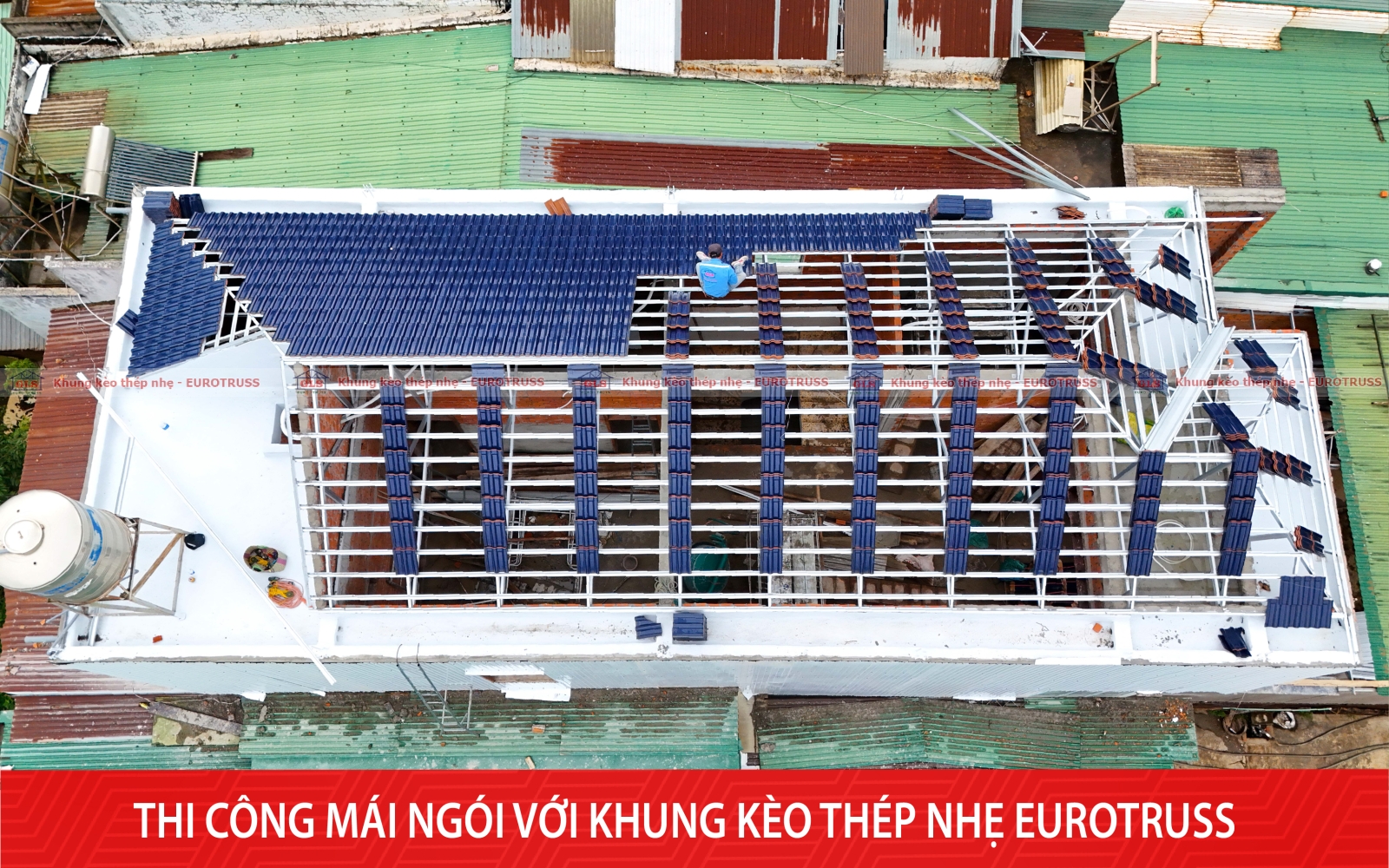 Thi công mái ngói Khánh Hòa