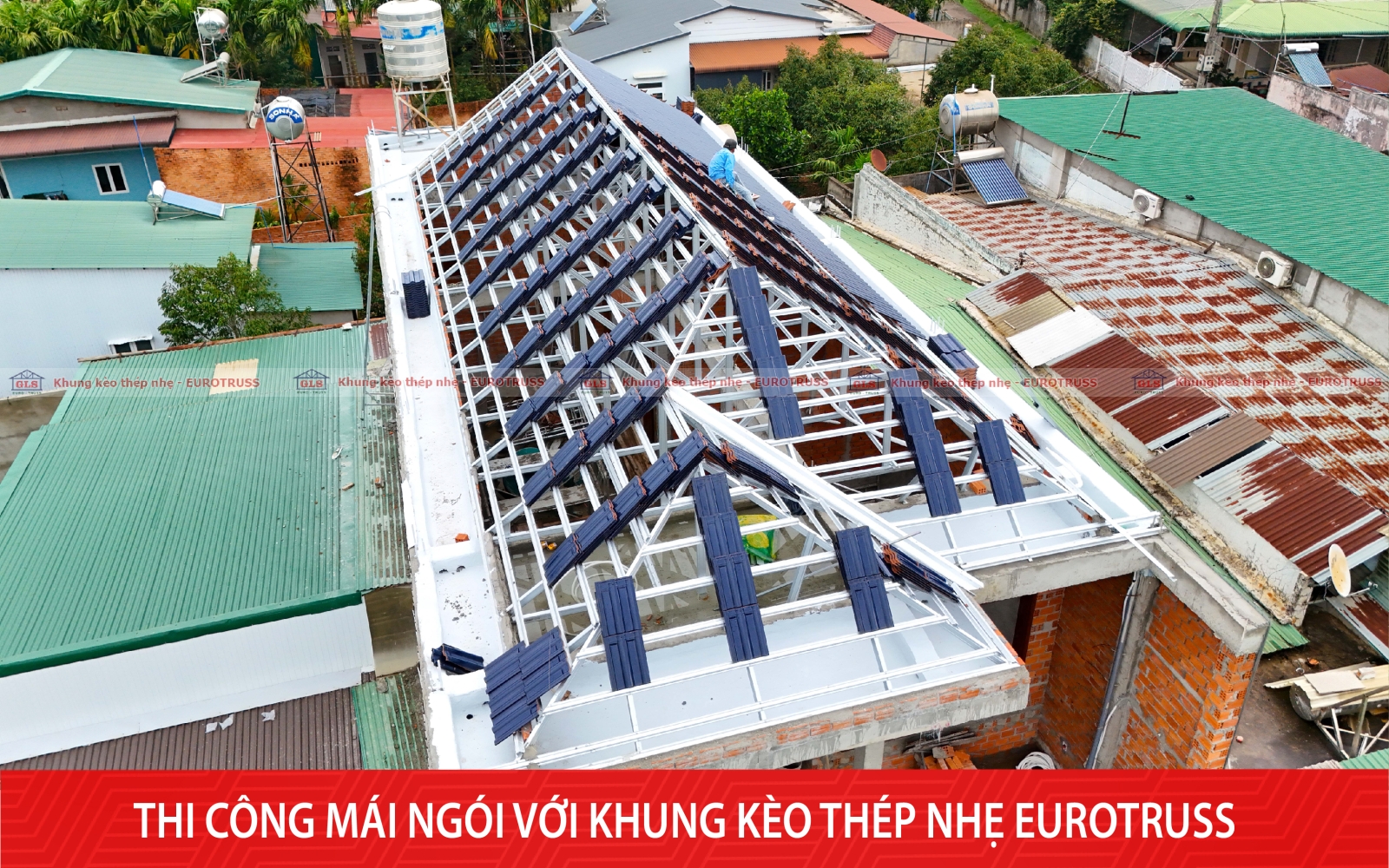 Thi công mái ngói Khánh Hòa